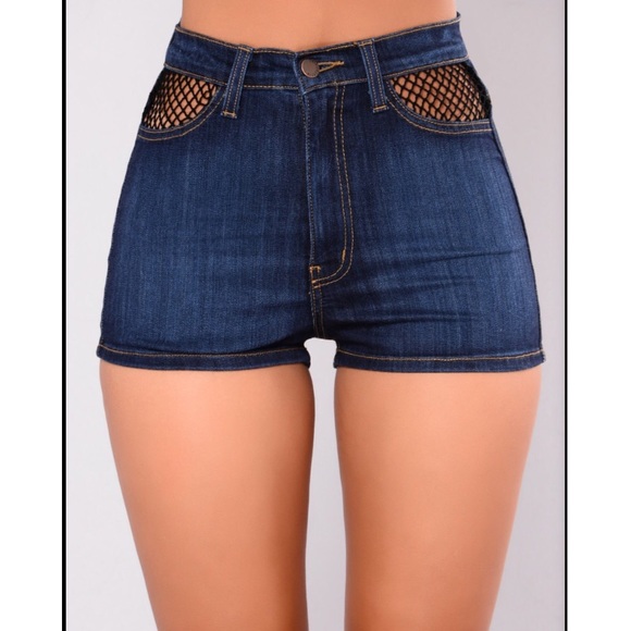 NEW NWT Fashion Nova Fishnet Pocket Denim Shorts S - Picture 3 of 8